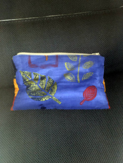 pochette bleu